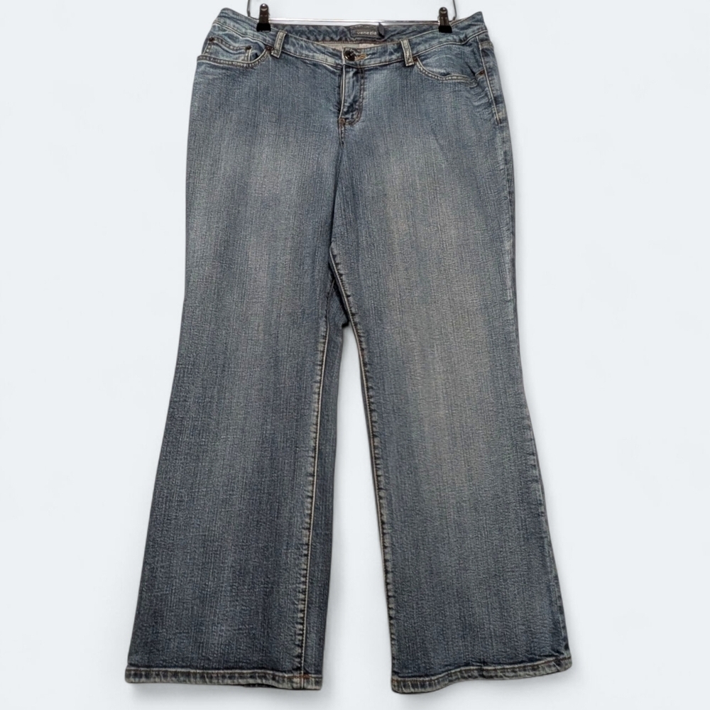 Venezia Jeans Women's Dark Petite Stretch Bootcut Denim Blue Jeans Size 16/2P
